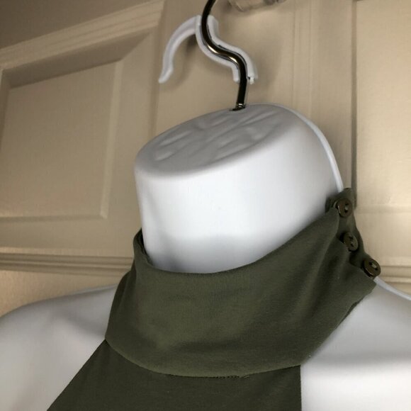 Bebe Olive Mock Neck Strappy Midi Dress Size XXS (Brand New) - Picture 3 of 9